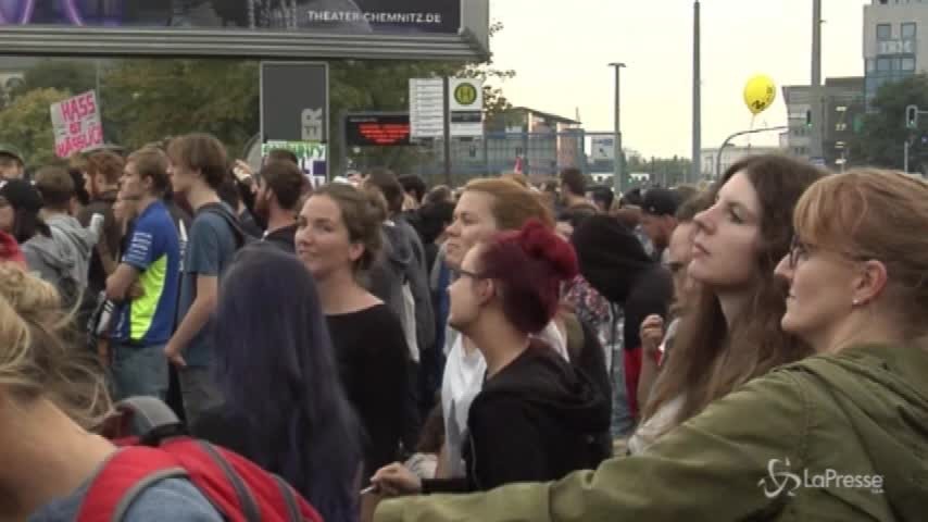 Chemnitz, in 60mila al concerto contro il razzismo