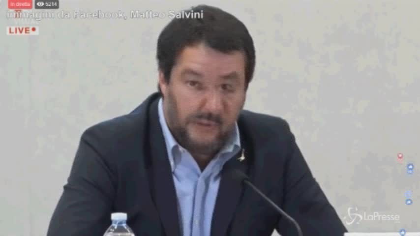 Manovra, Salvini conferma: “Subito giù le tasse, riforma pensioni e reddito cittadinanza”