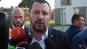 Pensioni, Salvini: “Quota cento a 62 anni”