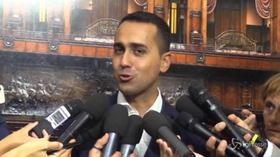 Di Maio: “Reddito di cittadinanza in manovra o problemi per il governo”