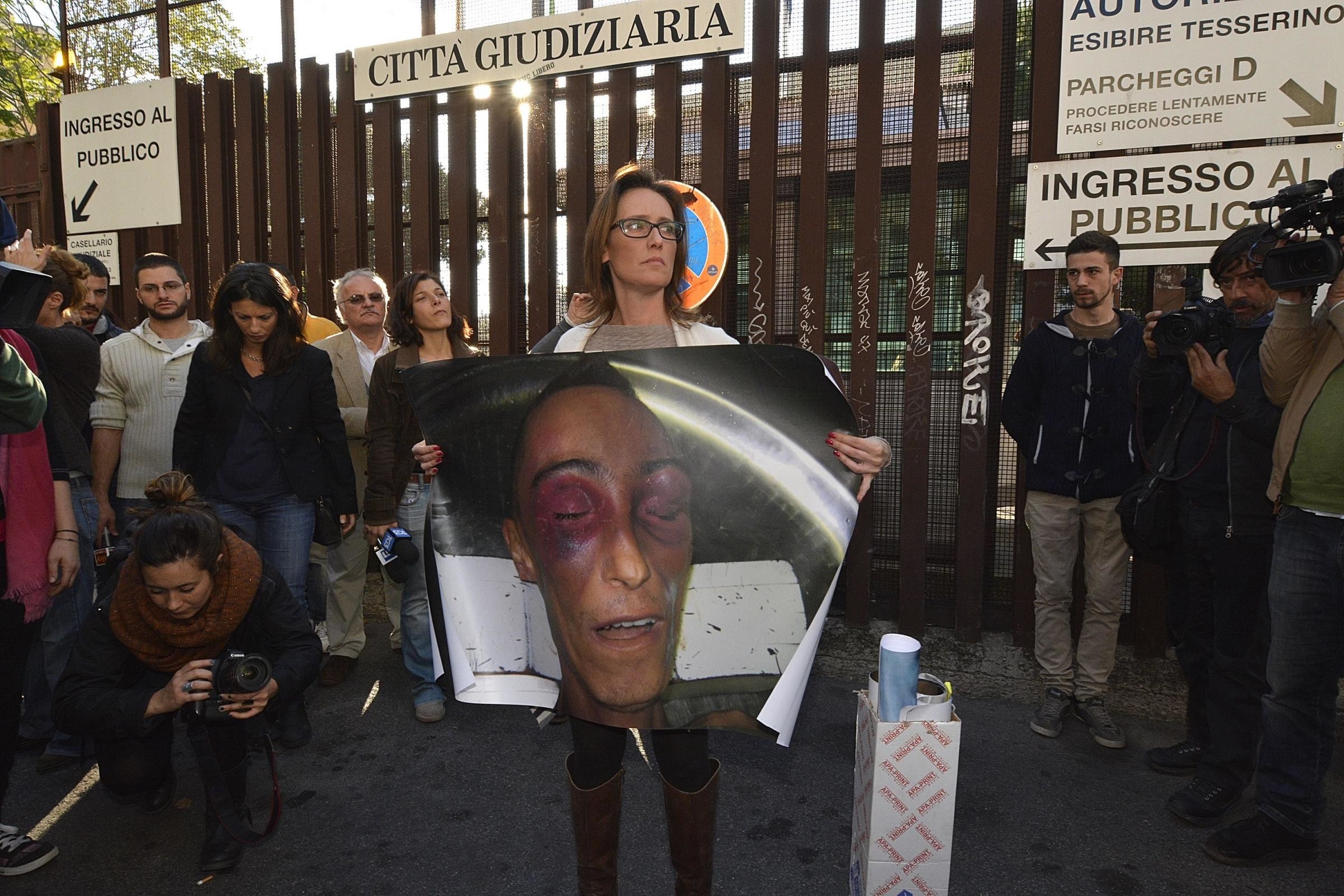 Stefano Cucchi, sette giorni di agonia e sette anni per avere giustizia