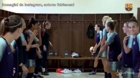 Barcellona, show nello spogliatoio delle ragazze