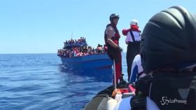 Migranti, in 184 sbarcano a Lampedusa