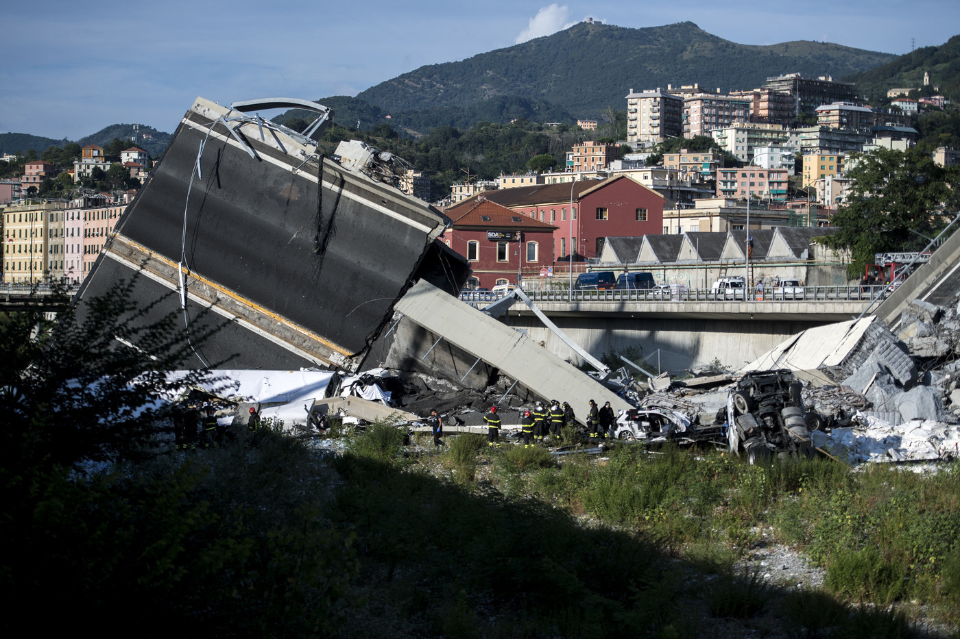 Genova, Autostrade: “Raccolta fondi è un’iniziativa spontanea dei dipendenti”. Toninelli: “Ignobile”