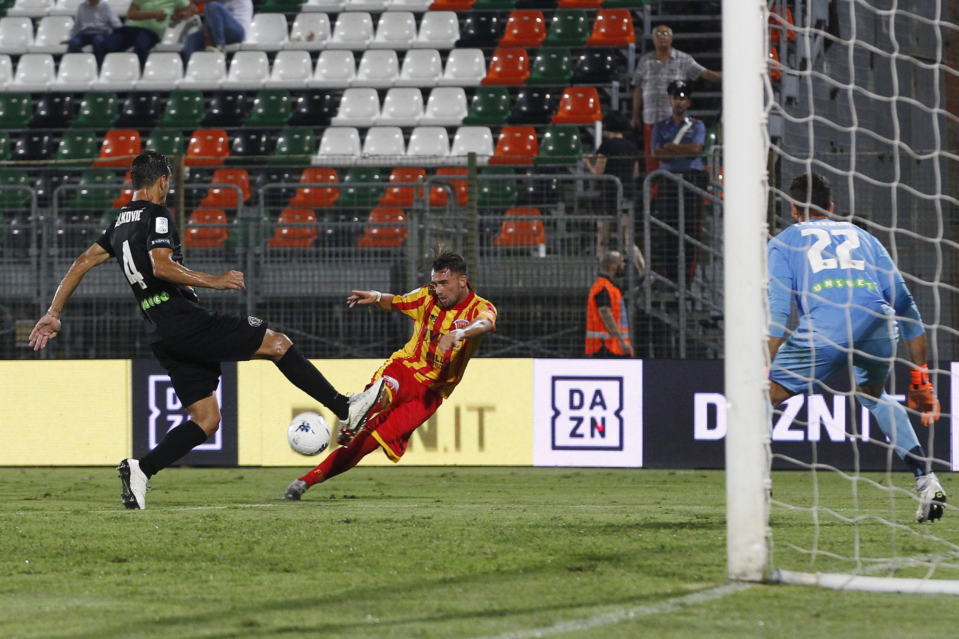 Serie B, la terza giornata | Il fotoracconto