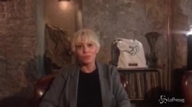 Malika Ayane presenta Domino