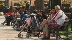 Istat, crescono i consumi delle famiglie