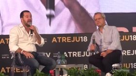 Salvini: “Reddito di cittadinanza non sia di ‘divananza’ “