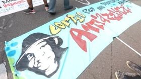 Milano, corteo antirazzista per ricordare l’omicidio di Abba