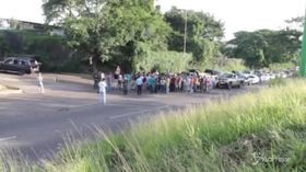 Venezuela: in coda per giorni ai distributori di carburante