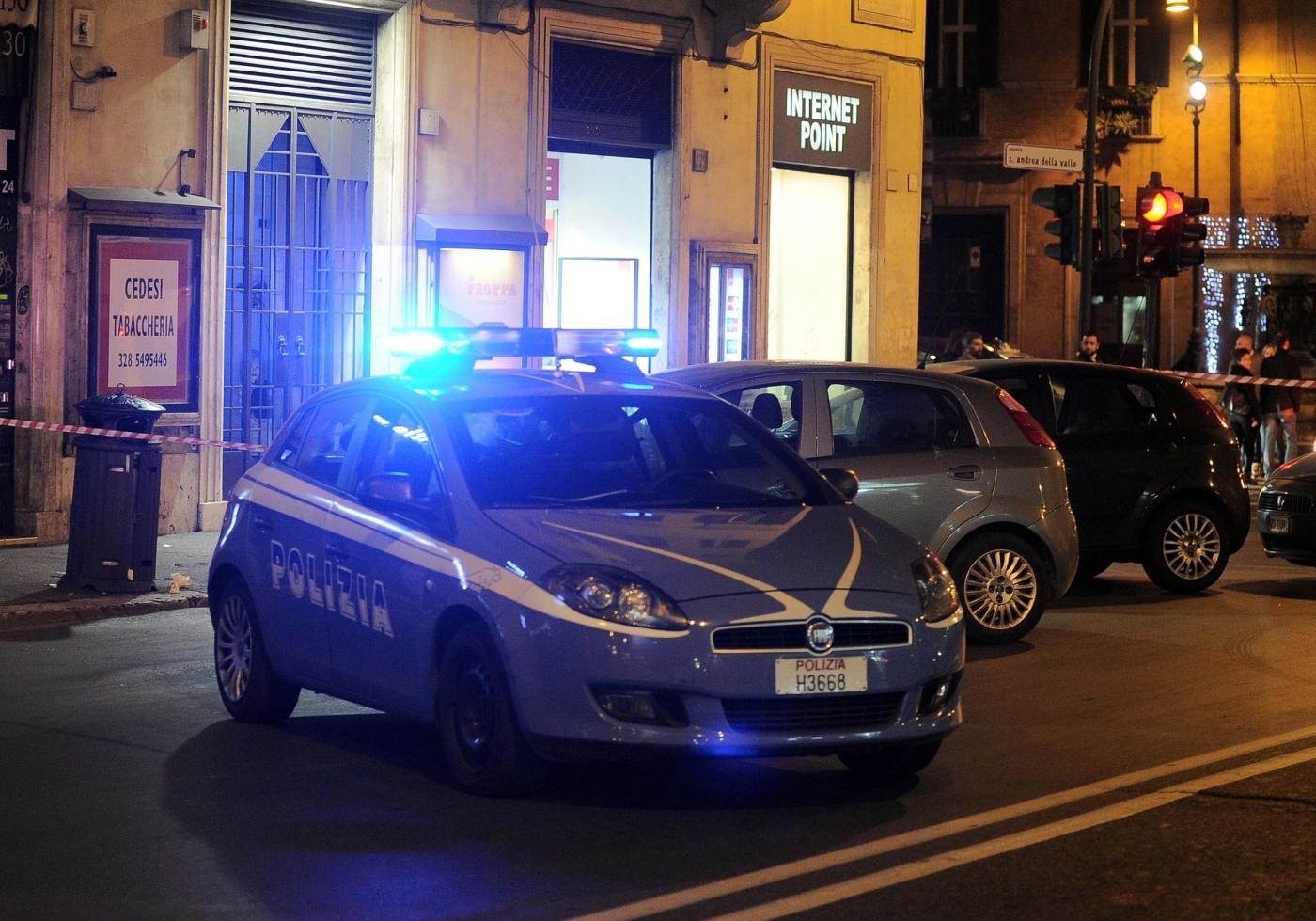 Rapina violenta in villa nel Chietino: picchiano il marito e tagliano l’orecchio alla moglie
