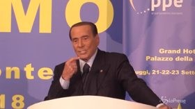 Berlusconi annuncia: “Torno in campo”