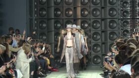 Versace in vendita, accordo con Michael Kors