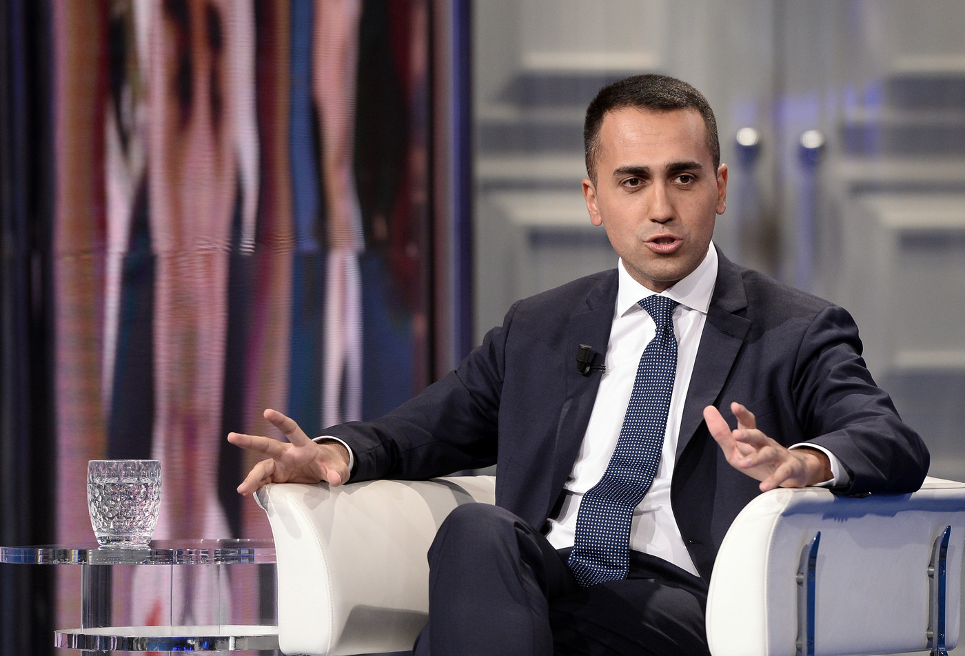 Di Maio: “Da metà marzo 2019 al via il reddito di cittadinanza”