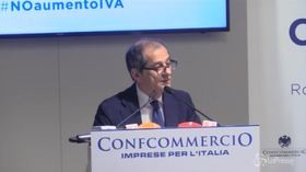 Legge Fornero, Tria: “Accompagnare l’uscita di personale anziano a favore dei giovani”