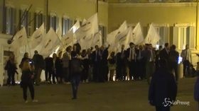 Manovra, la festa dei Cinque Stelle a Palazzo Chigi