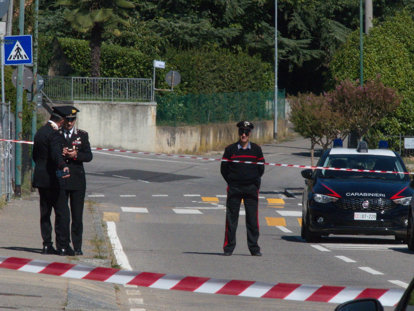Roma, donna trovata morta nel suo letto. Il marito confessa: “L’ho soffocata”