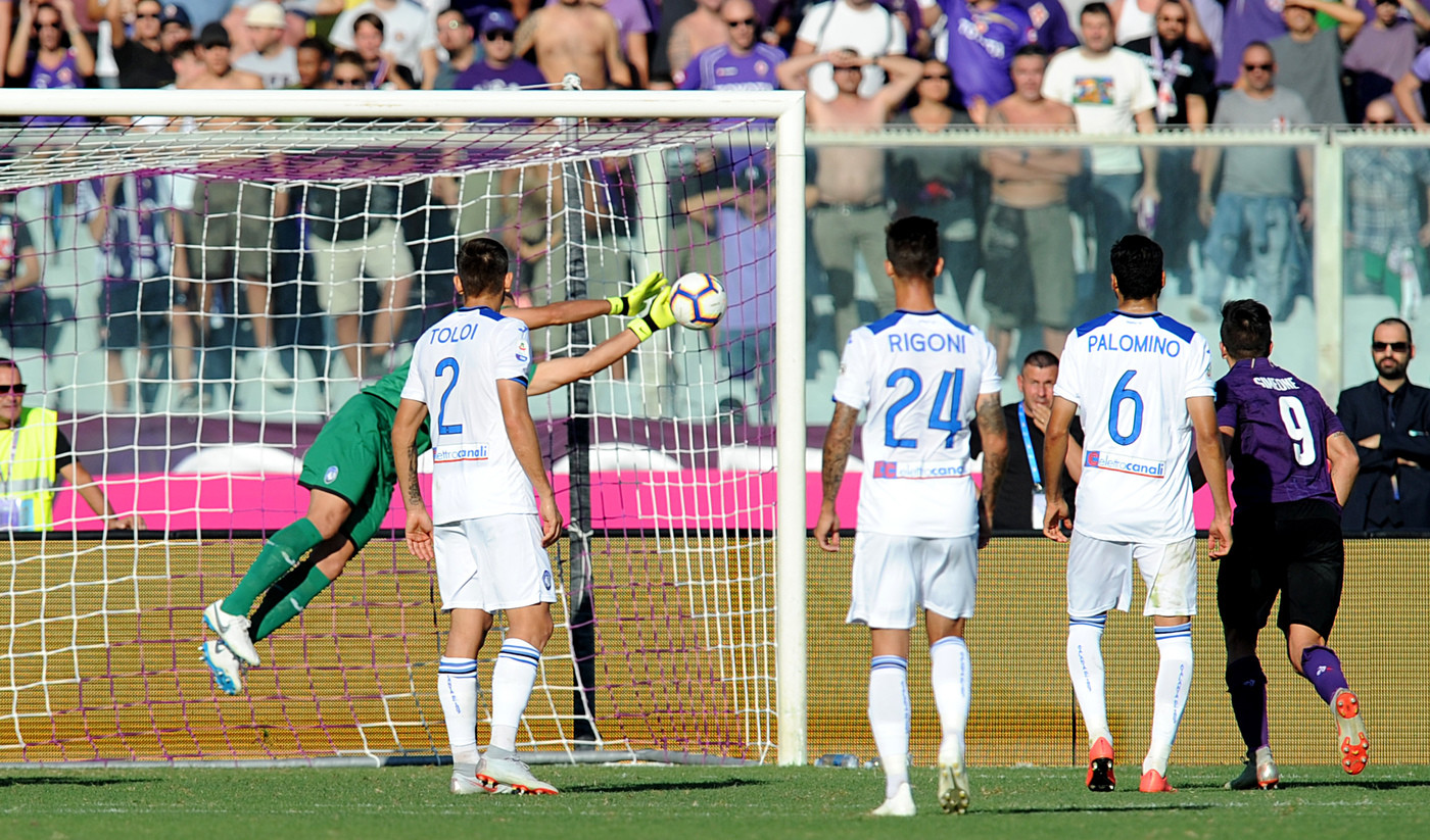 Serie A, la Fiorentina continua a volare: Atalanta battuta 2-0