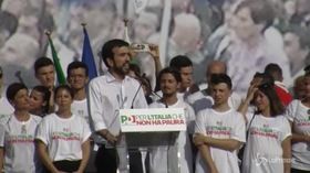 Martina a Salvini e Di Maio: “Non si tiene il Paese governato dall’odio, vergognatevi”