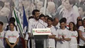 Dem in piazza contro il Governo. Salvini: Il Pd non esiste