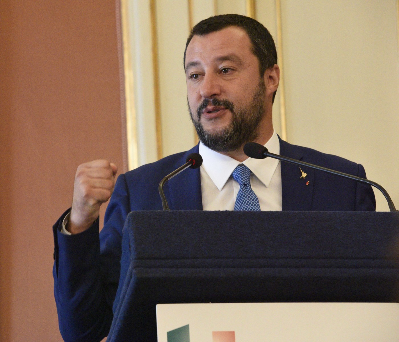 Manovra, incertezza deficit. Salvini: “2,4% solo per il primo anno”. Di Maio precisa: “Diminuisce solo se aumenta crescita”