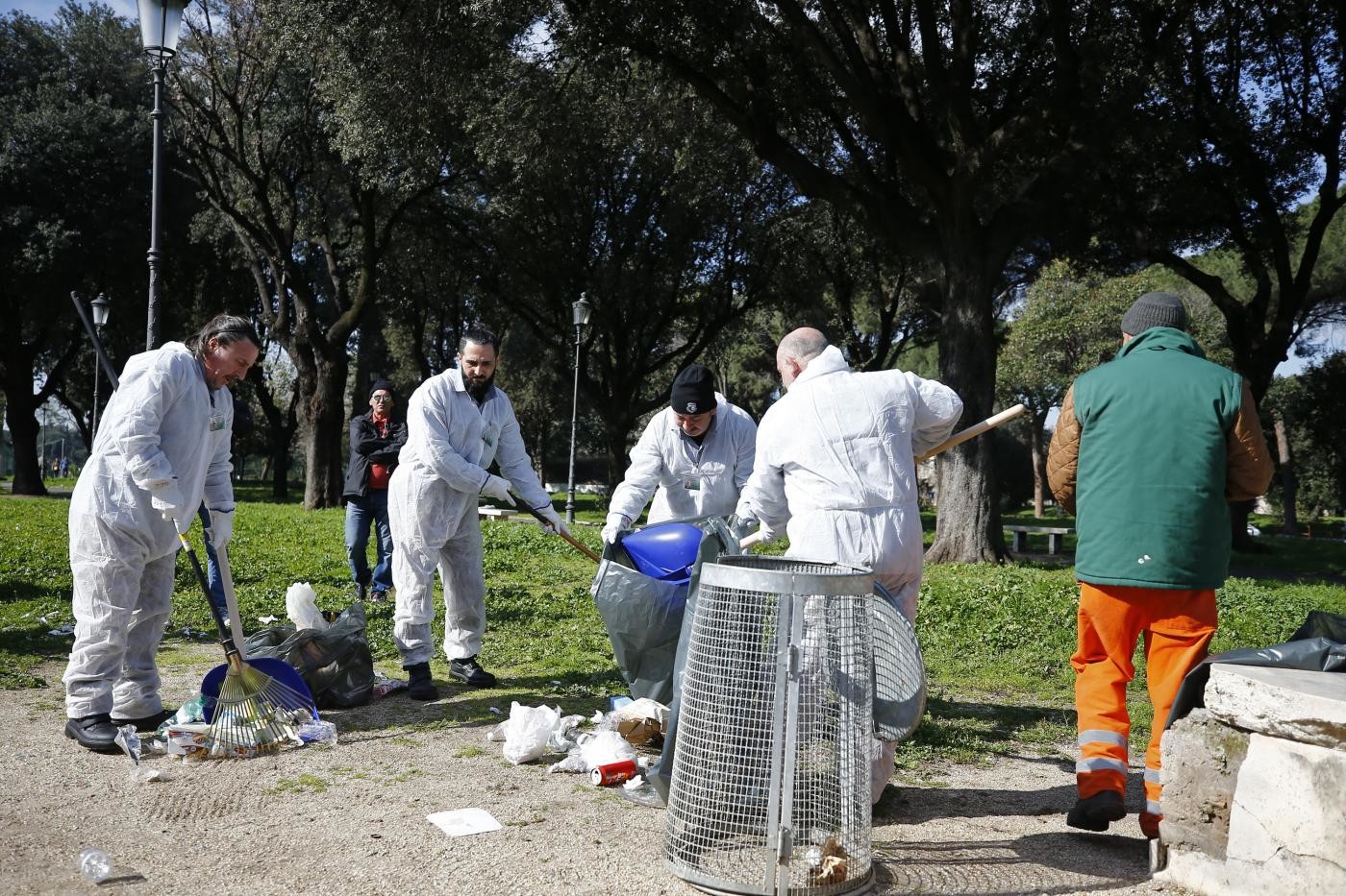 Carceri cresce la popolazione. Meno stranieri, tante malattie, troppi suicidi