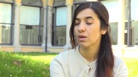 Nadia Murad, l’intervista dopo essere sfuggita all’Isis: “Niente muri per chi scappa dal terrore”