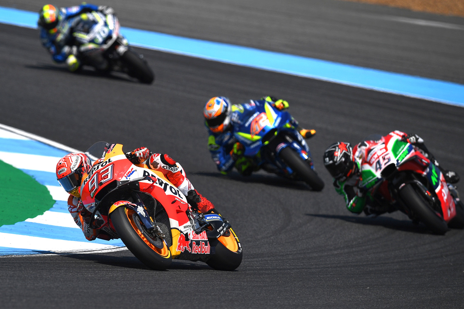 Gp Thailandia, Marquez trionfa davanti a Dovizioso, quarto Rossi