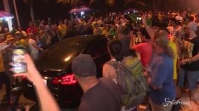 Elezioni Brasile: Bolsonaro vince primo turno, festeggiamenti in strada
