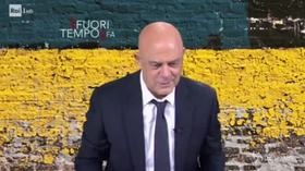 Crozza a Fazio: “Sei un nemico di Salvini, come Juncker e un’altra mezza dozzina di Stati”