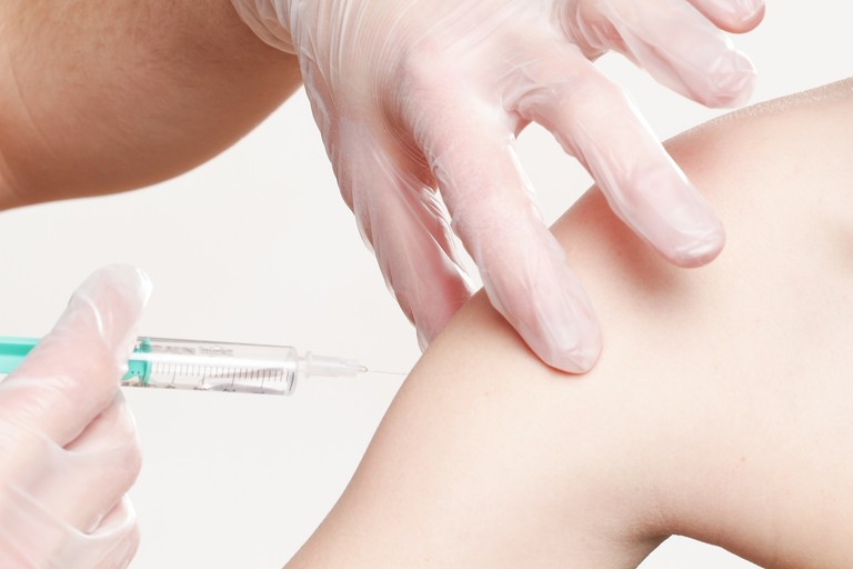 Vaccini, procura di Roma: “Nessun collegamento con l’autismo”