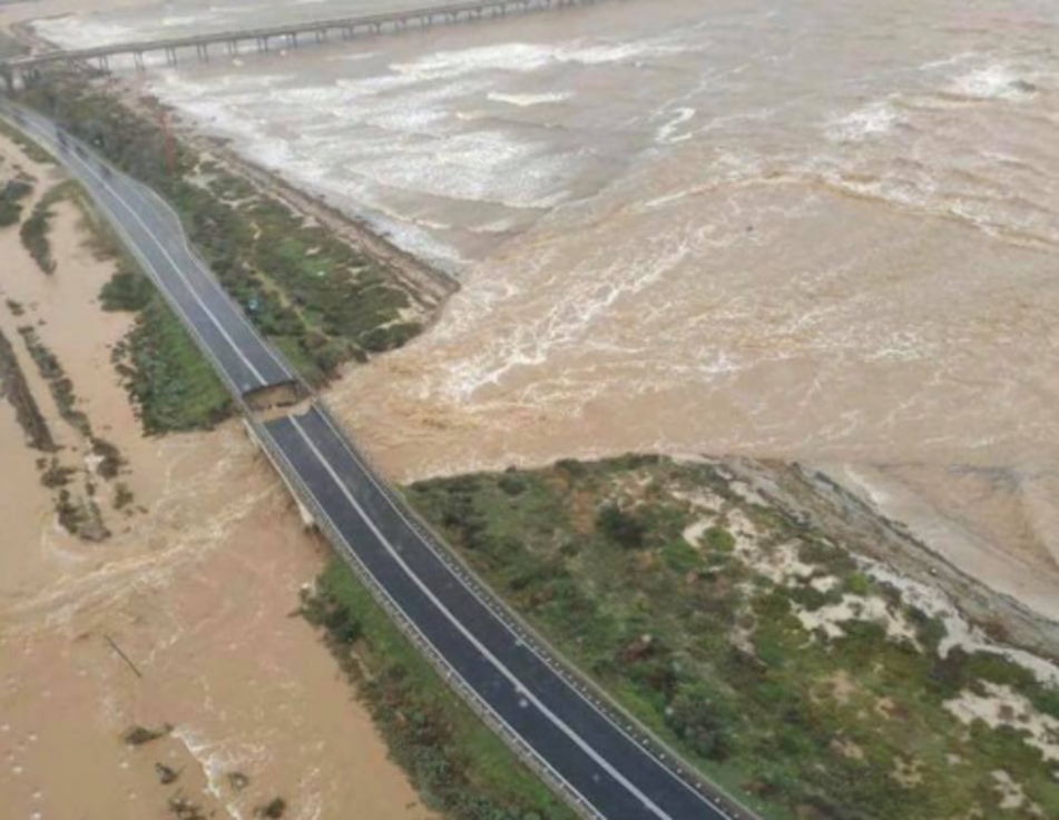 sardegna crolla ponte cagliari maltempo
