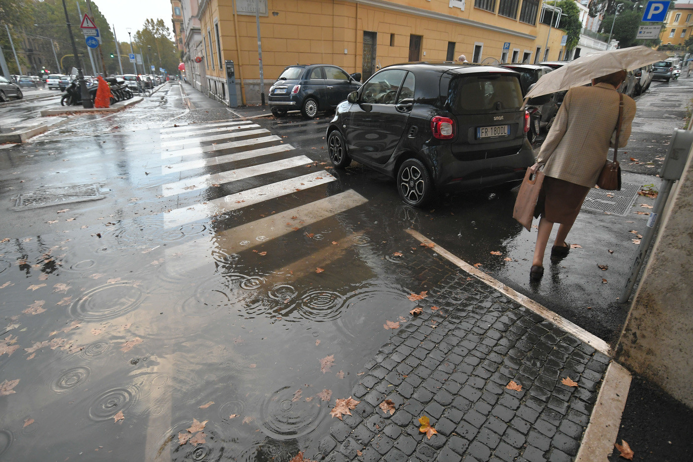 Ancora temporali, ma la temperatura resta mite: il meteo dell’11 e 12 ottobre