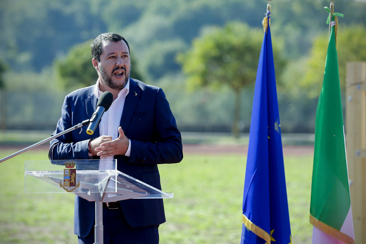 Decreto Salvini: “Chiudere entro le 21 i negozi etnici”