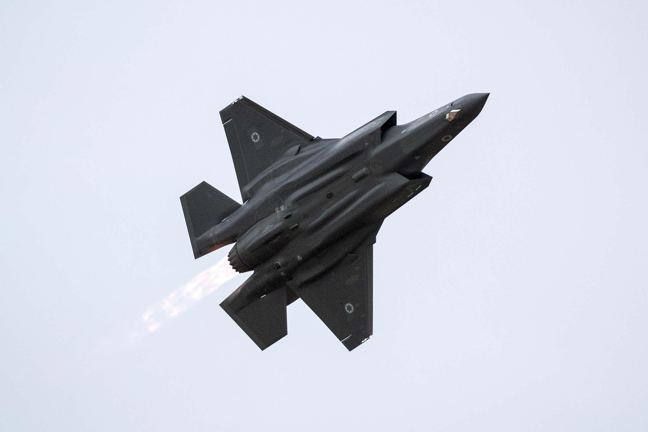 Il Pentagono ordina lo stop temporaneo agli F-35