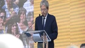 Pd, Gentiloni: “C’è un’Italia che ci aspetta, muoviamoci”