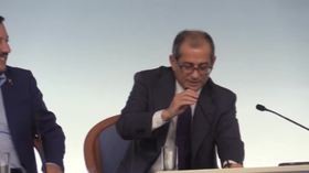 Cdm, Tria: “Non mi dimetto, mica sono masochista”