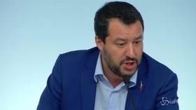 Migranti: Salvini non accetta le scuse della Francia