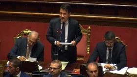 Manovra, telefonata Conte-Juncker. Il premier assicura: “Solida e ben strutturata”