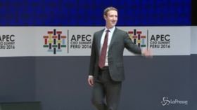 Facebook, i fondi contro Mark Zuckerberg