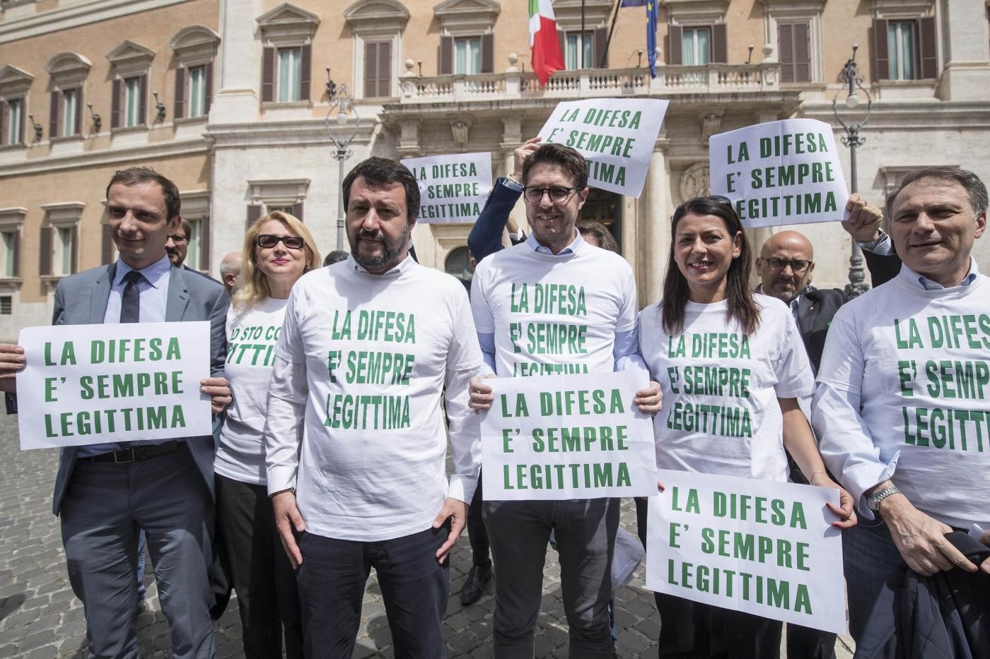 Ok Senato: La difesa è sempre legittima. Salvini: Promessa mantenuta
