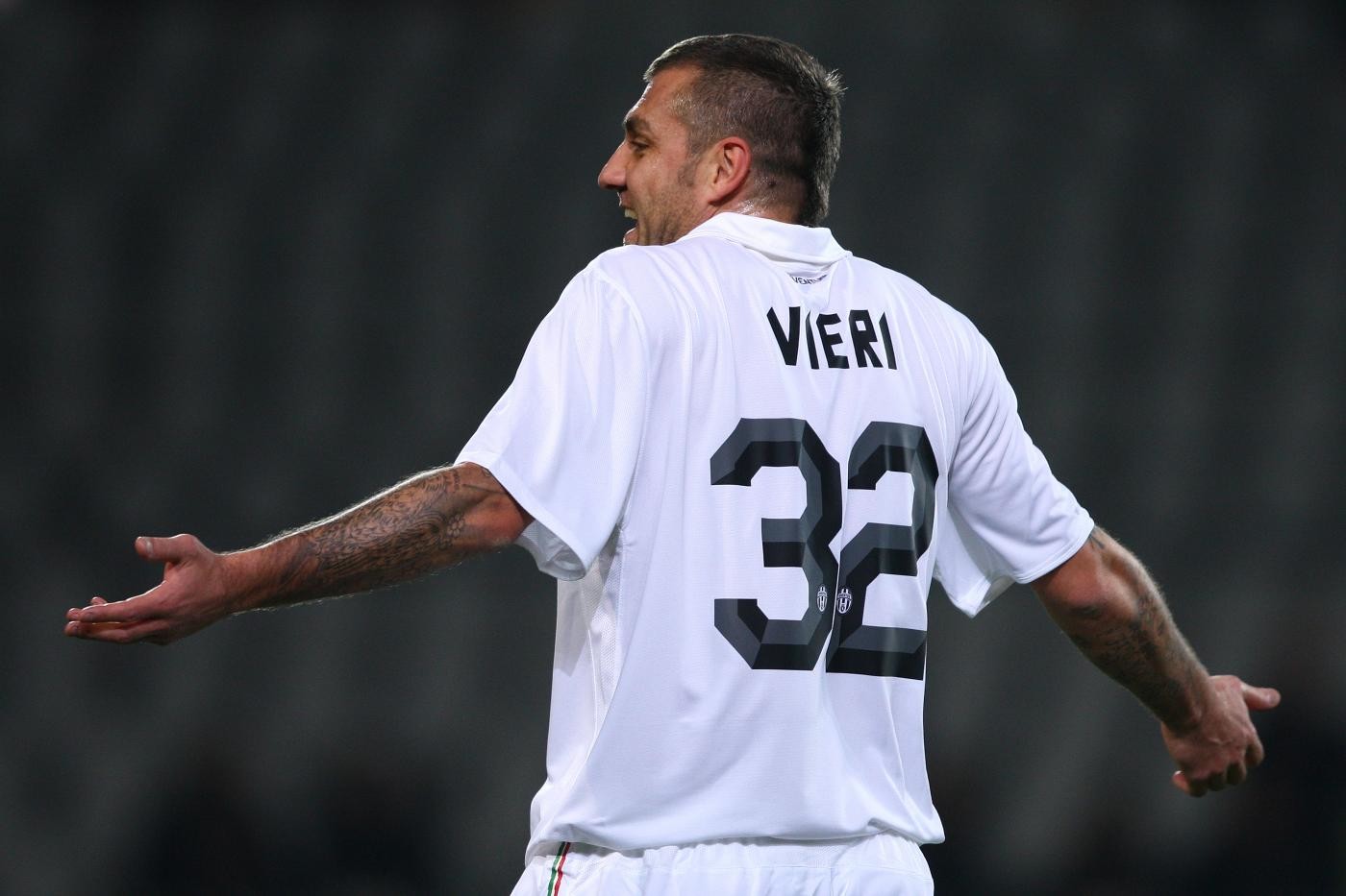 Vieri: “Non vedo l’ora di diventare papà. Le nozze? Ne parleremo”