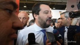 Salvini: “A Bruxelles si rassegnino, non cambiamo la manovra”