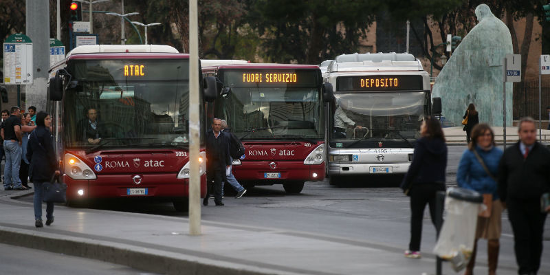 domani Sciopero nazionale. Venerdì nero per trasporti, scuola e sanità