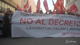 Roma, Cobas e studenti in piazza contro il decreto Salvini