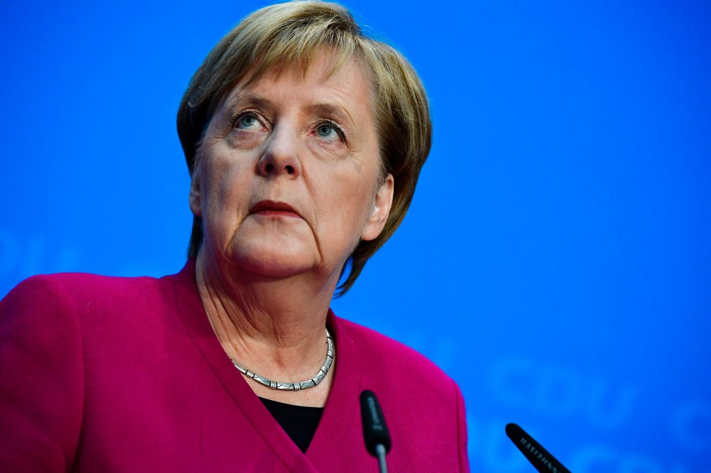 Merkel: parabola della cancelliera inossidabile al timone da 13 anni
