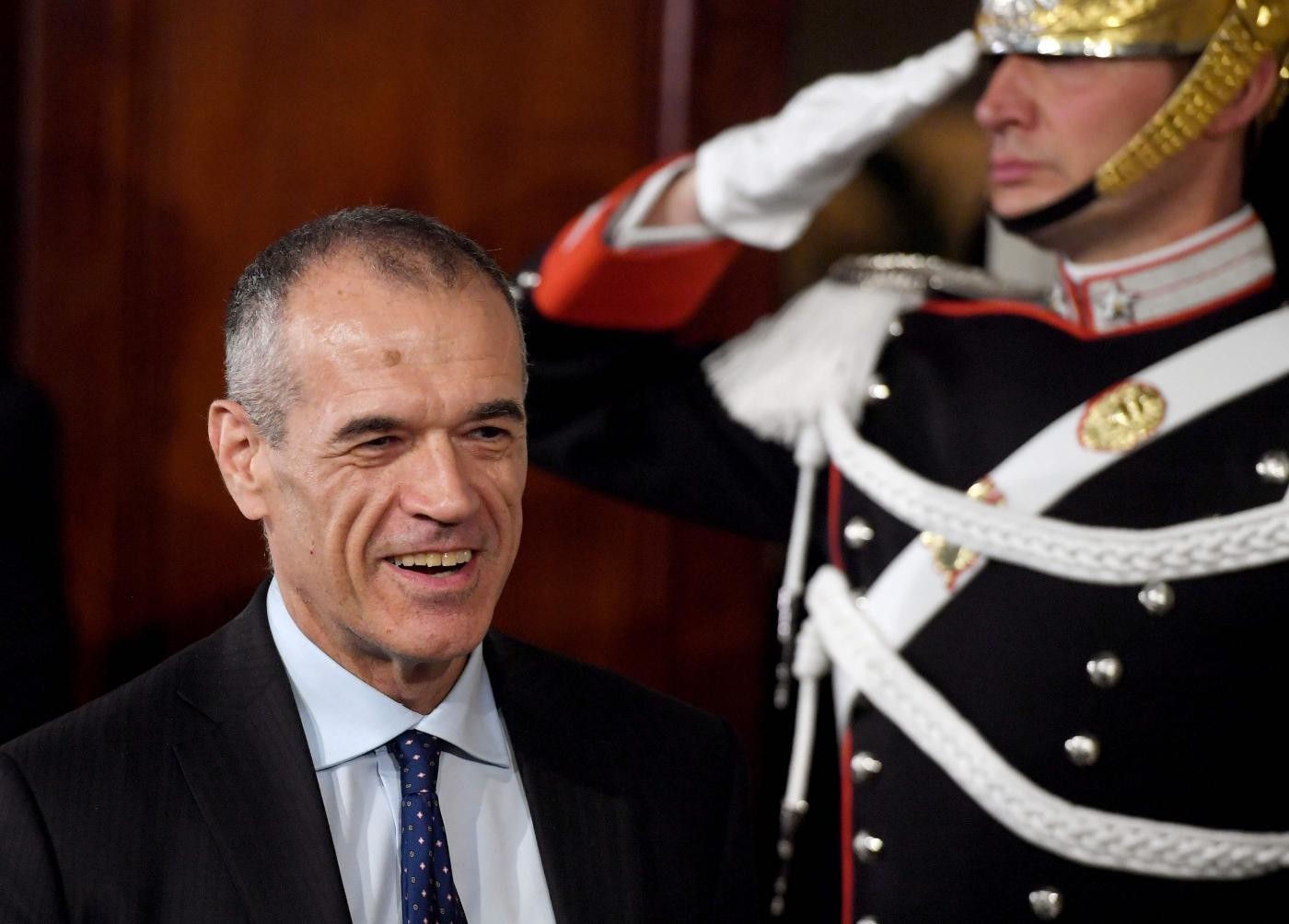 Carlo Cottarelli Pil fermo Conti a rischio Crescita più difficile
