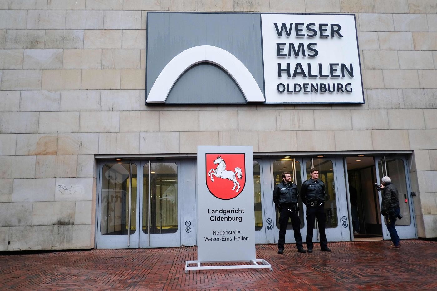 Germania, infermiere killer ammette di aver ucciso 100 pazienti