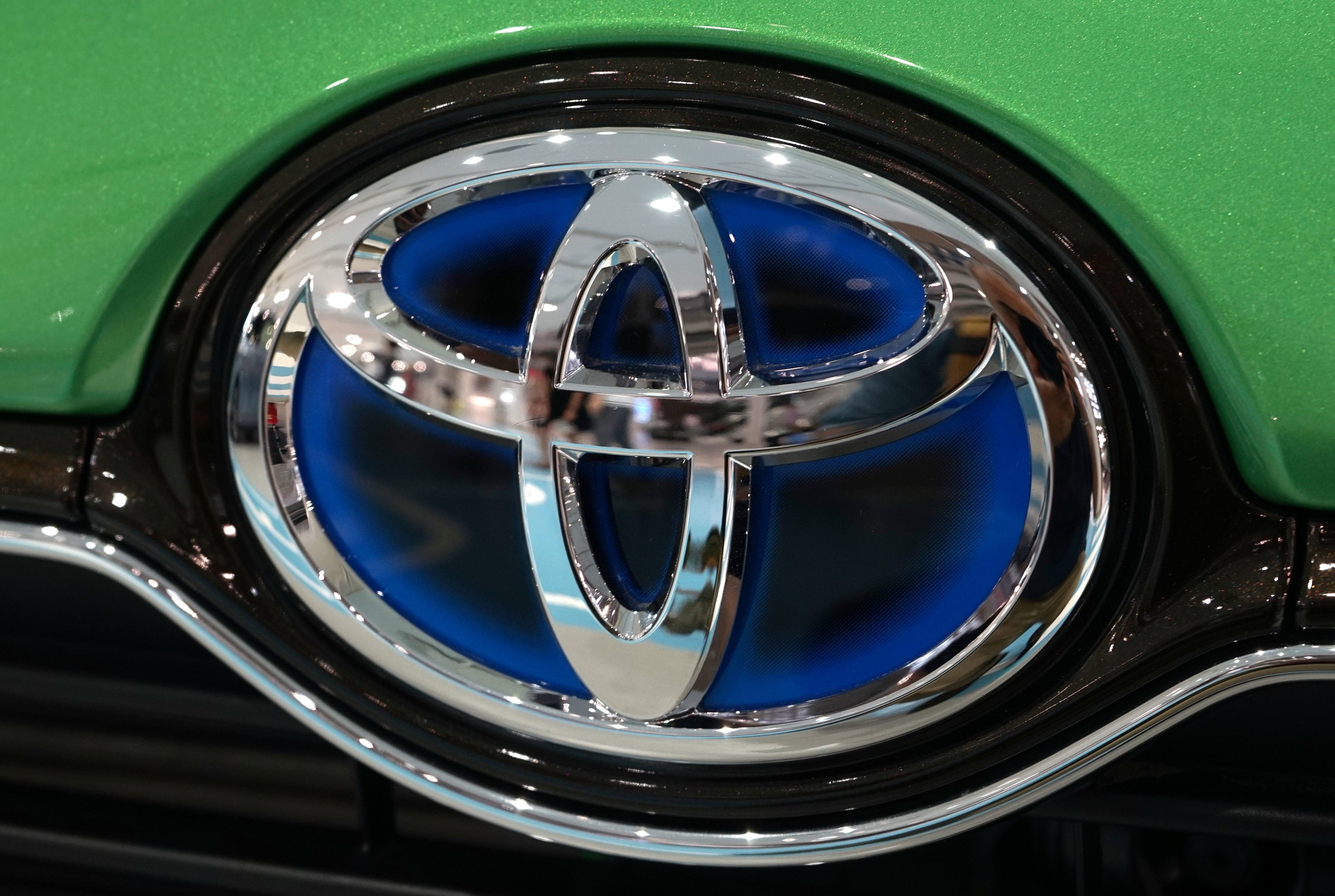 Toyota richiama 1,6 milioni di auto in tutto il mondo: problemi all’airbag