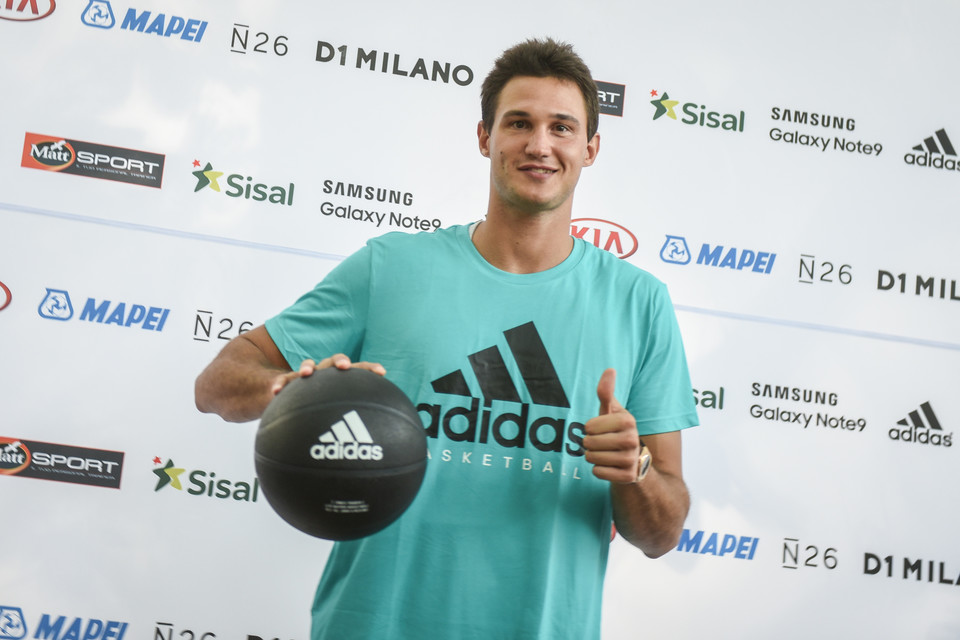 Nba, Gallinari non basta ai Clippers. Boston ferma Milwaukee